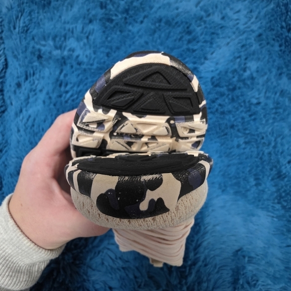 APL Techloom Wave Women's Athletic Shoes Size 7 Light Pink And BL/Navy Leopard - Picture 7 of 10